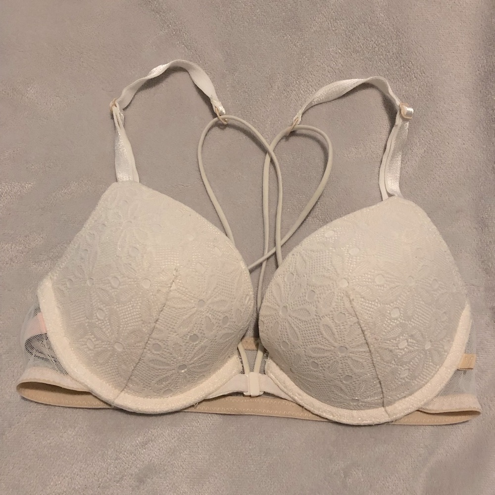 VS lace bra